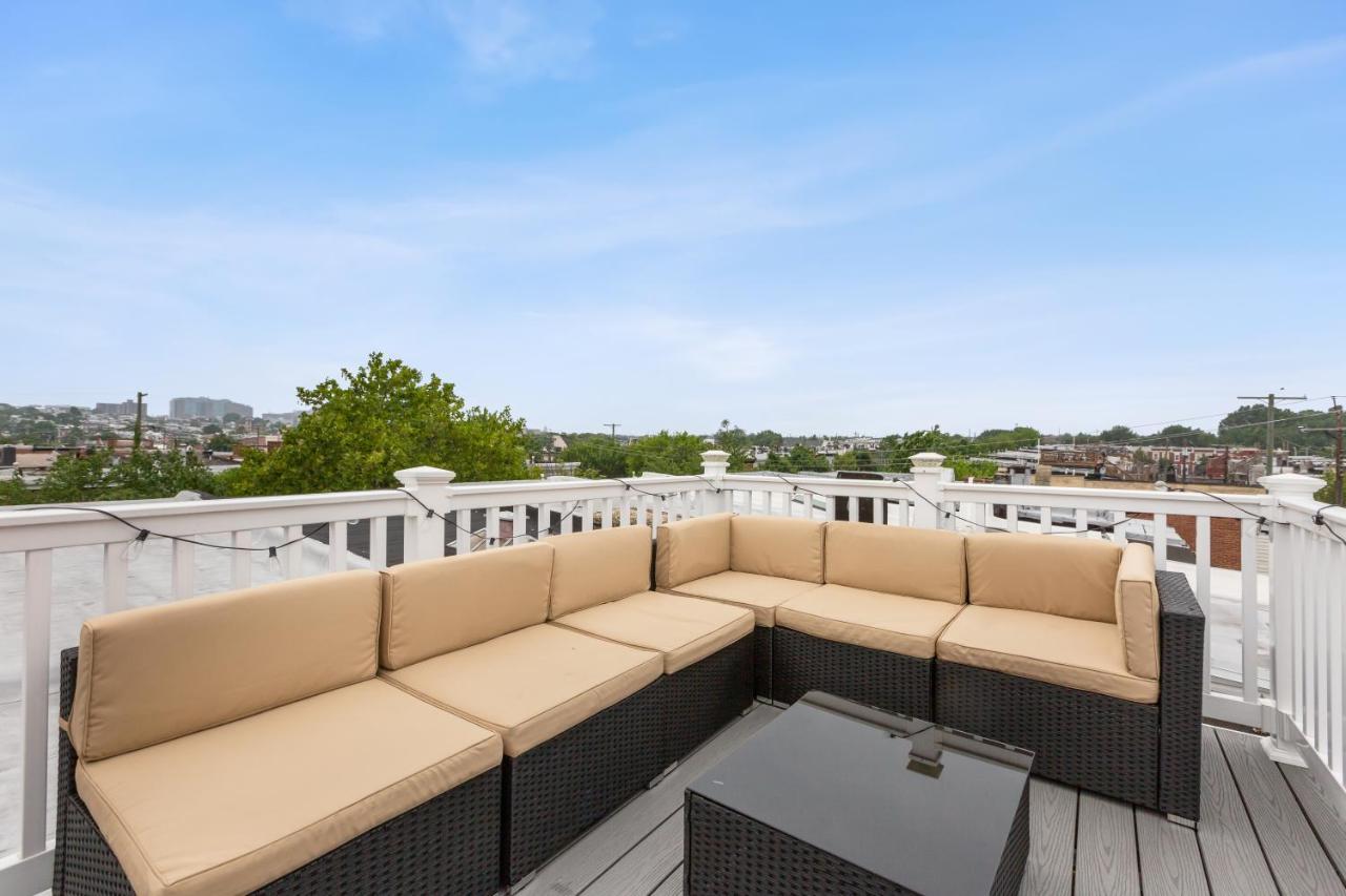 Pristine Townhouse With Rooftop Deck Near Canton! 볼티모어 외부 사진