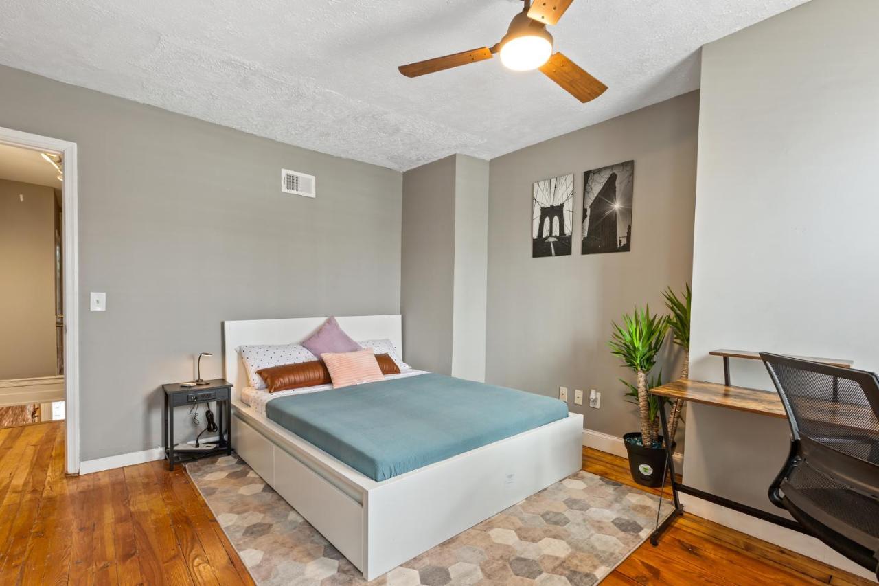 Pristine Townhouse With Rooftop Deck Near Canton! 볼티모어 외부 사진