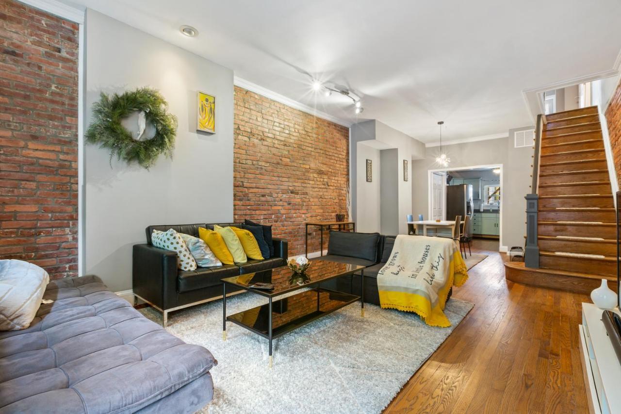 Pristine Townhouse With Rooftop Deck Near Canton! 볼티모어 외부 사진