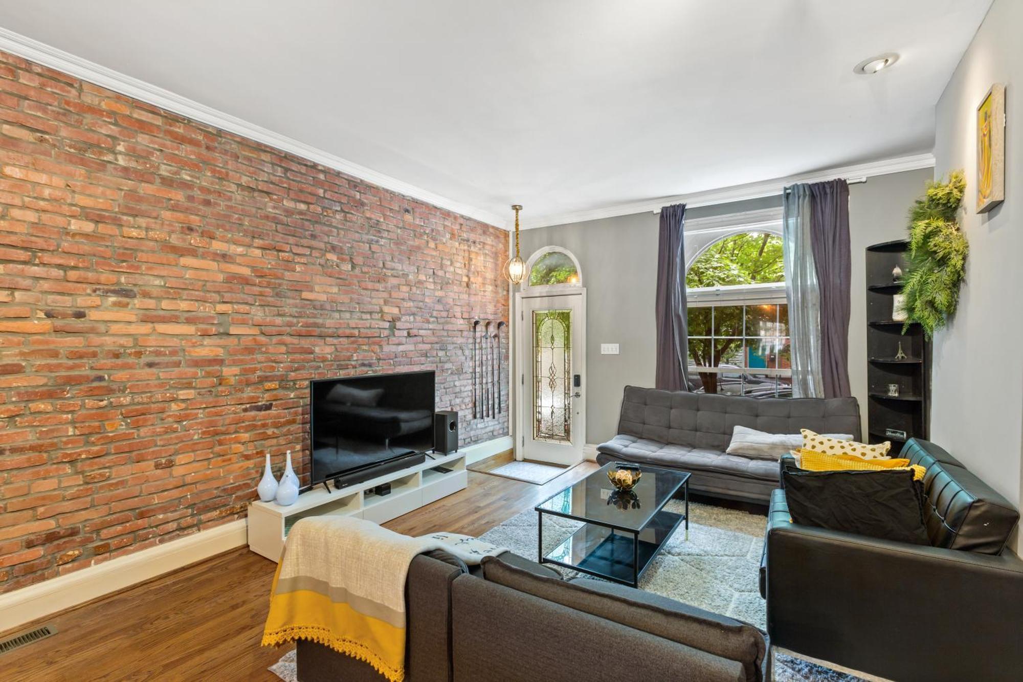 Pristine Townhouse With Rooftop Deck Near Canton! 볼티모어 외부 사진