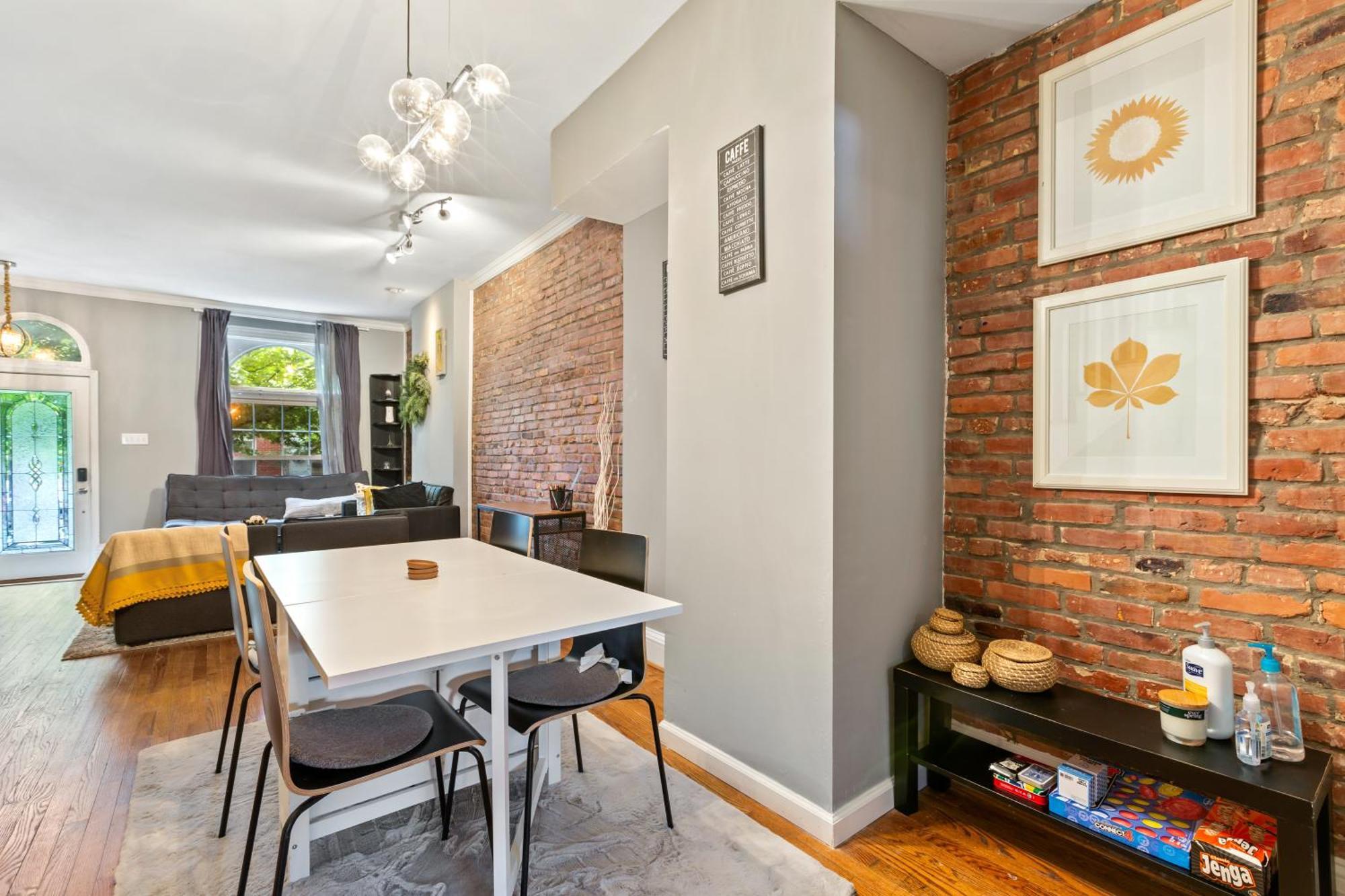 Pristine Townhouse With Rooftop Deck Near Canton! 볼티모어 외부 사진